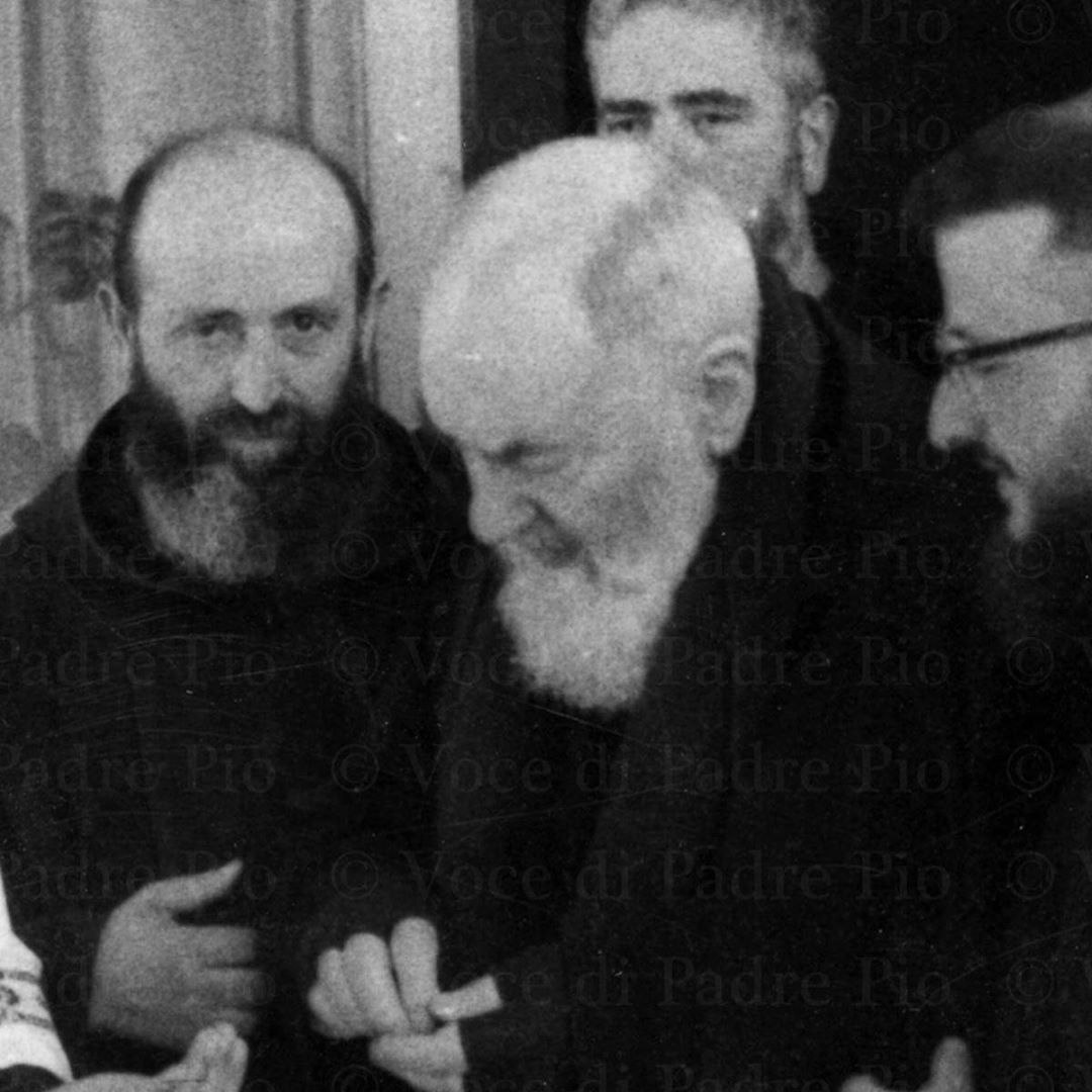 “Gemerai sempre come povero dinanzi a Dio.”
- Padre Pio

#padrepio #sanpio #fede #faith #chiesacattolica #catholic #catholicchurch #preghiera #pray #Dio #God #Gesù #Jesus #JesusChrist #madonna #papafrancesco #popefrancis #vaticano #vatican