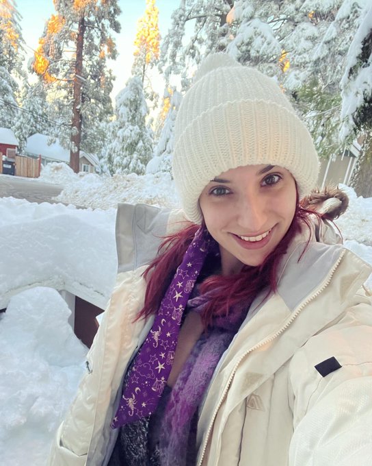 Having such a magical time here with all this SNOW ❄️🌲🩵✨ https://t.co/R0xwsBzuPI<a href="/tag/mvsales"class="tags"><span>#mvsales</span></a>