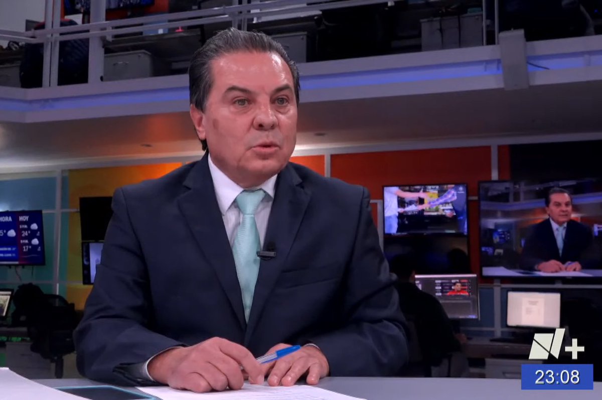 GabrielTorresEs's tweet photo. Ya estamos #EnPlural por @TelevisaGDL con @VaniaDeDios @ivarrcor @charobareno conducido por @rodolfomarting https://t.co/k4AQ8FZcB8