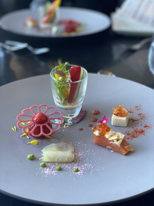 彼女とアフタヌーンティー https://t.co/iTEzh3x2FP<a href="/tag/%E8%A5%BF%E9%87%8E%E7%BF%94av16%E5%91%A8%E5%B9%B4%E3%81%A7%E5%BC%95%E9%80%80"class="tags"><span>#西野翔av16周年で引退</span></a>