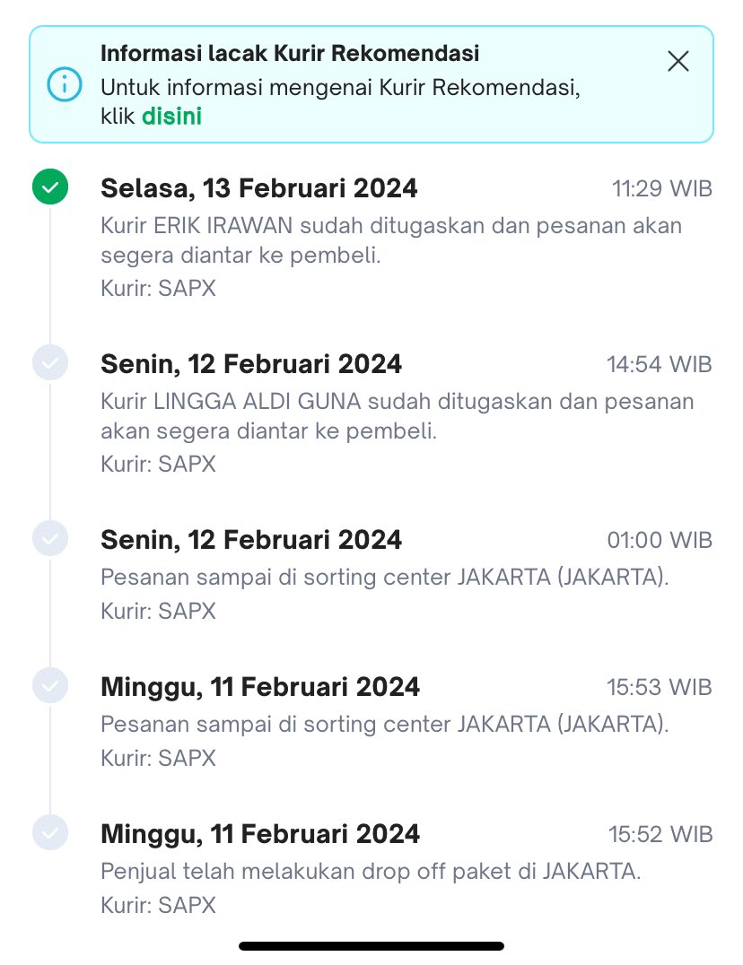 zoofiq's tweet photo. @ezash Bener bener si SAPX 2 hari cuma buat ganti kurir pengantar 😭 https://t.co/ONUXxpRsxR
