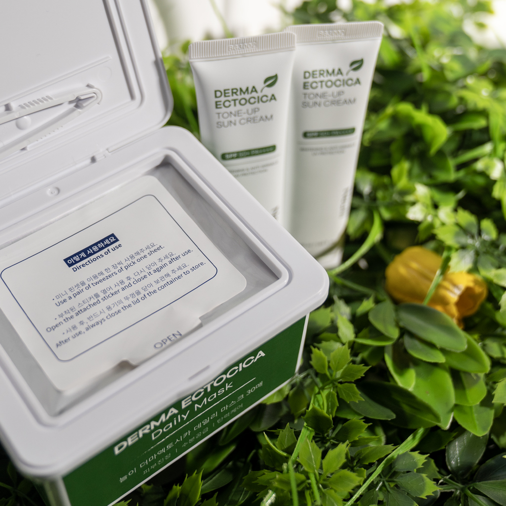 RoseRoseShop_JP's tweet photo. 刺激されて赤くなったお肌を優しくケアする #Neulii スキンケア🌿
🔍https://t.co/T0eahmdnIY
スキンケアの数を減らしてお肌への刺激を減らしたい方におすすめの朝スキンケア。
べたつかないデイリーマスクで時短スキンケア、トーンアップサンクリームで赤みを抑えて化粧下地として‼
#Qoo10 #シカ https://t.co/ykqJsssXSc