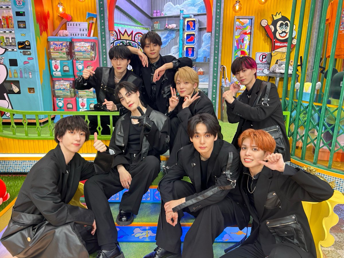 OCTPATHofficial's tweet photo. フジテレビ「#ぽかぽか」
本日は #OCTPATH 全員出演で 5th single『OCTAVE』を披露させていただきました🎤🕺✨
ありがとうございました！

☀️OCTPATH information
https://t.co/BPeXJBj37r

☀️『OCTAVE』Official Music Video
https://t.co/l9WEFrH7Ln

☀️5th single 「OCTAVE / Daydream」発売記念リリースイベント
https://t.co/MU40t0EAER

@lets_pokapoka
#ぽかぽかで奏でるOCTAVE
#OCTPATH_OCTAVE