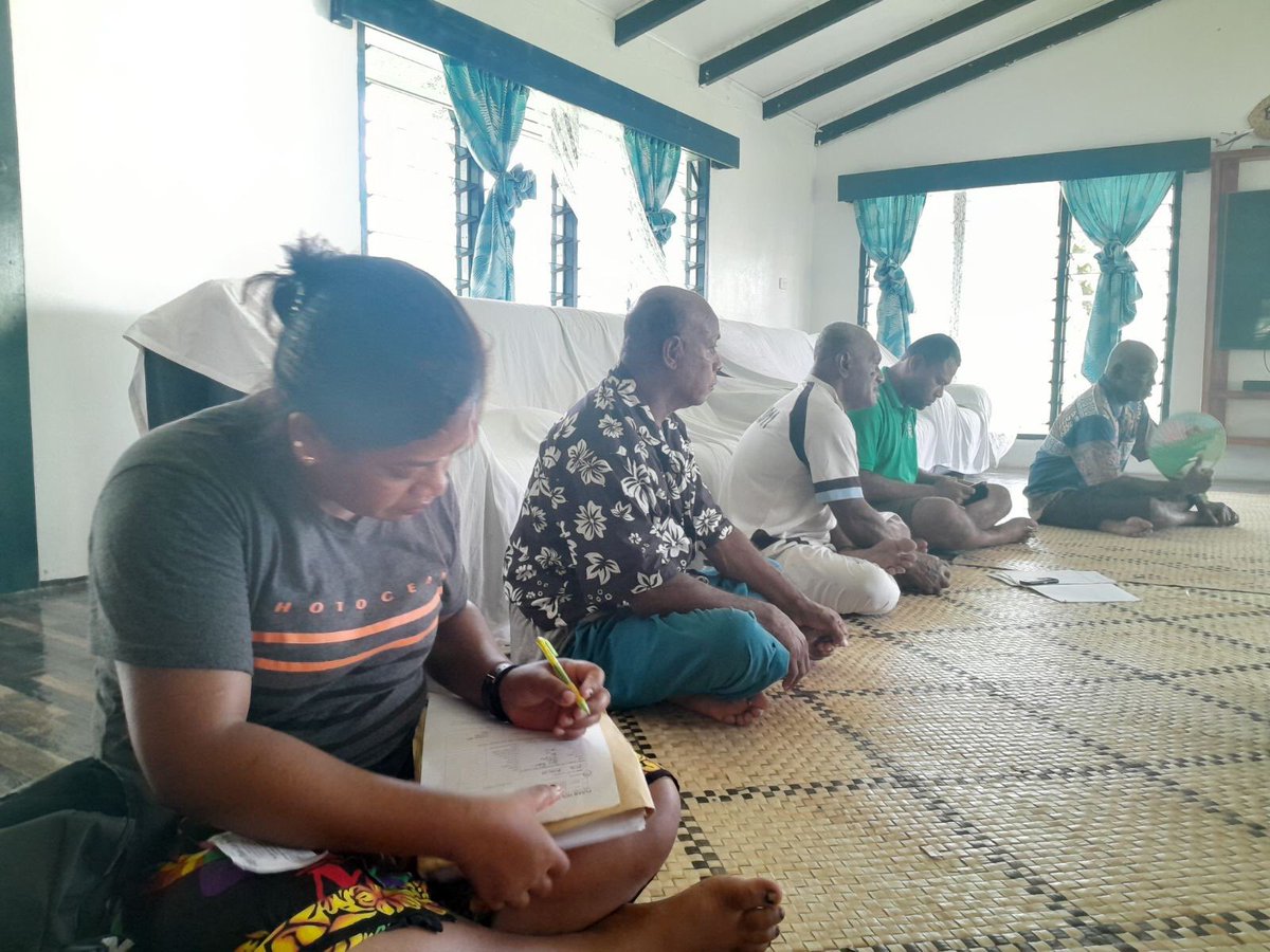 FHUT3's tweet photo. Two Days, monthly visit to the Province of Ra, few selected districts from the highlands to the coasts of Nakorotubu. Investment Literacy Sessions in Nokonoko village and to the women of Sawanivo village.
#WhileILiveIGrow 
#Invest4thefuture 
#Income&amp;Growth https://t.co/SE7CSaDE8w