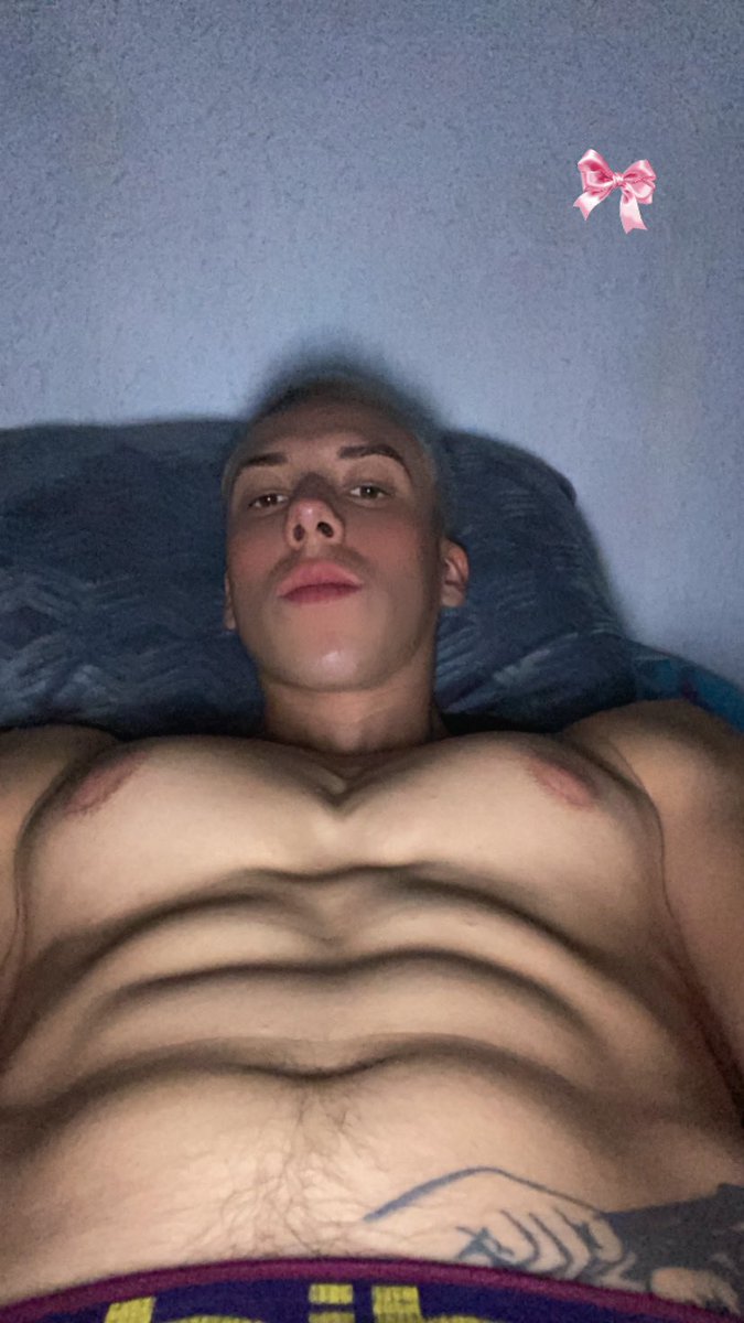 Brandonlegacy11's tweet photo. Musculette 🎀 https://t.co/D0IzmTrdOZ