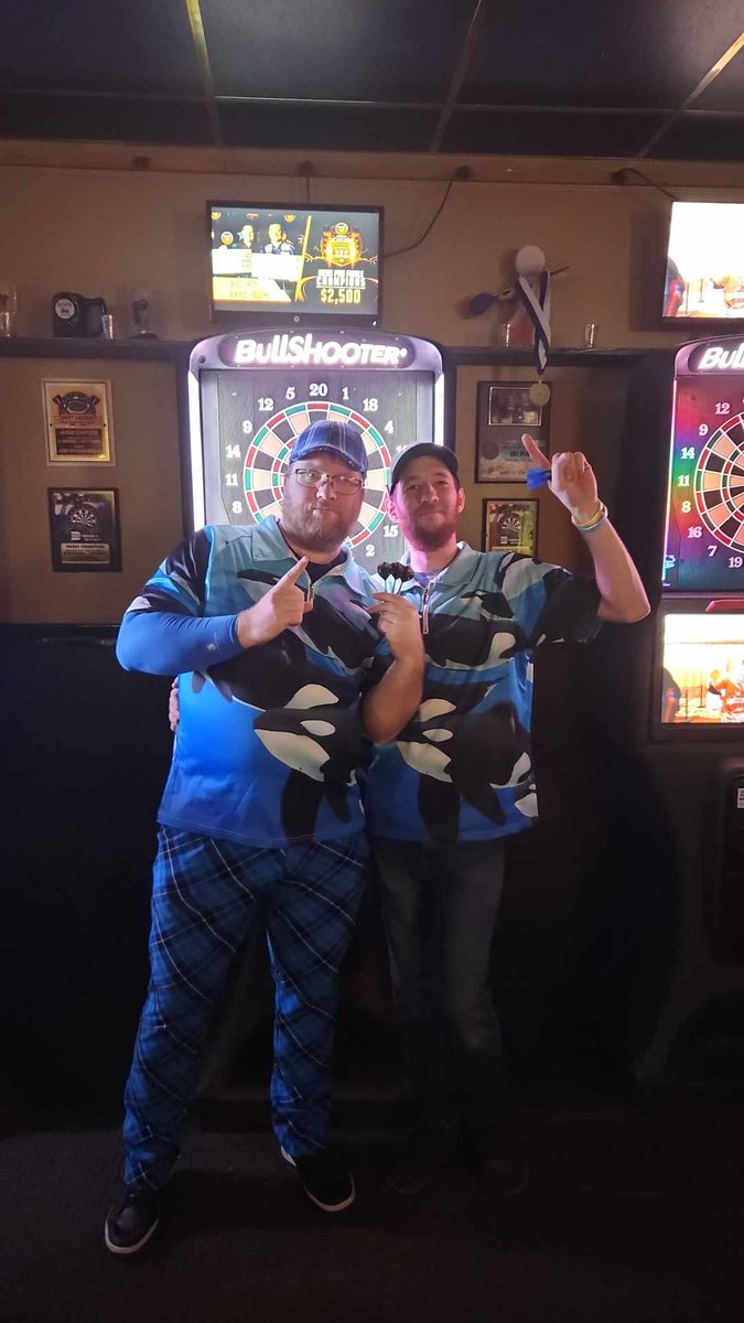 Met at a tournament 6 years ago. Became friends. Started throwing Doubles together 3 years ago. Always had fun, always improving. Tonight, we finished 1st in our division in Monday Doubles League. Hell of a ride. Let's keep this shit rollin'...

#OffKilter