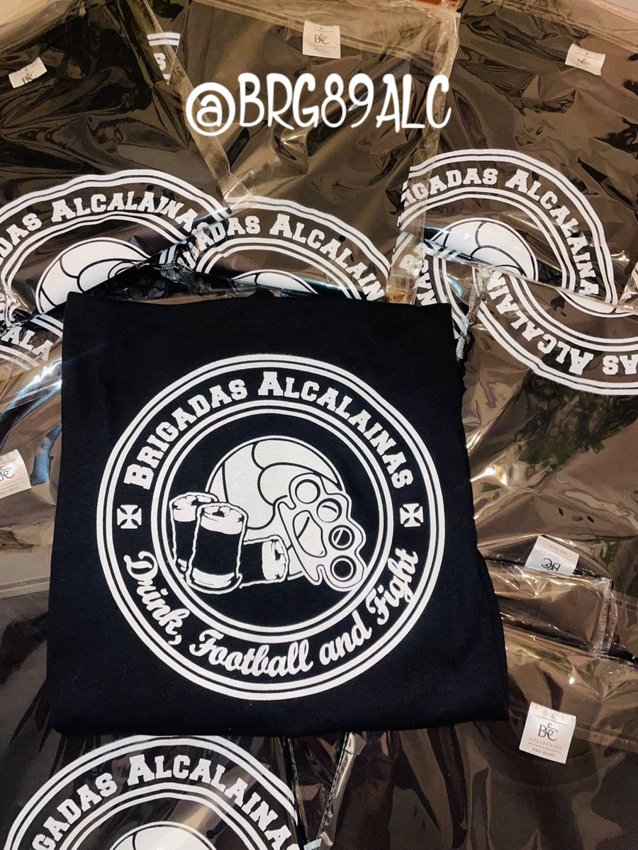 BRG89ALC's tweet photo. Desde este fin de semana, disponible una de las míticas camisetas del grupo y un juego nuevo de pegatinas.
¡No te quedes sin ellas!
#ultras #brigadasalcalainas https://t.co/2zzCd5jABE