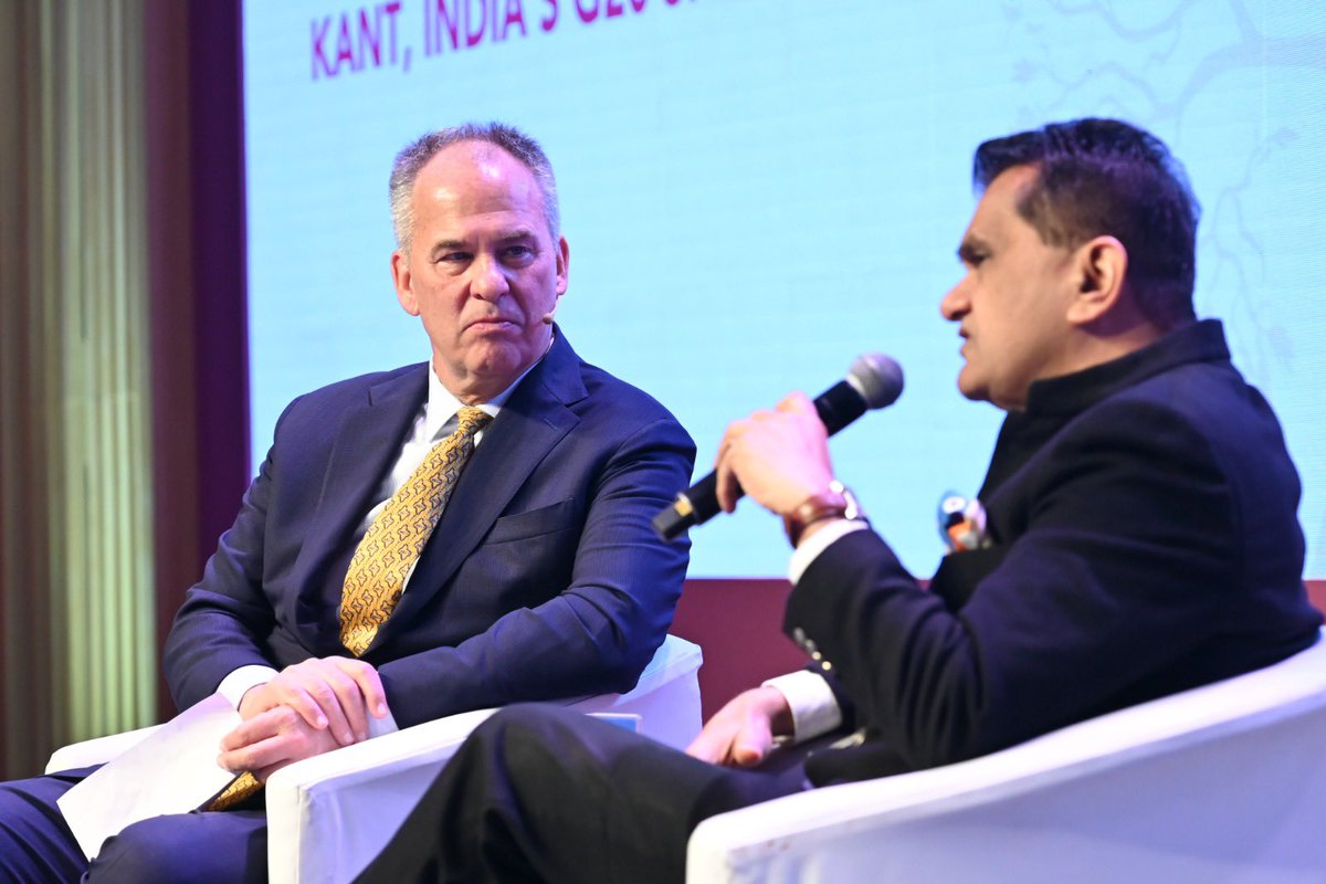 amitabhk87's tweet photo. Delighted to be at the #ASUGSVEmeritusSummit for a keynote conversation with @michaelmoe. This fascinating summit  in India has brought together educators, entrepreneurs, Startups, investors &amp; thought-leaders powering global growth through learning, technology &amp; skills. https://t.co/SXP0JwHDQX