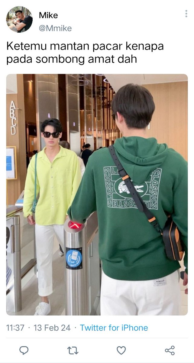 aladymajesty's tweet photo. —— brightwin mini short au

                           Mantan

Memang sudah hukum alam jika sudah menjadi mantan pasti tidak akur lagi. Tapi emang dalam hati maunya begitu? https://t.co/6tEvFNxOIS
