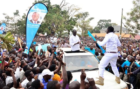 The musician behind the Dr Kizza Besigye Toka kwa balala song, which was popular during the 2016 campaigns, has died according to reports.