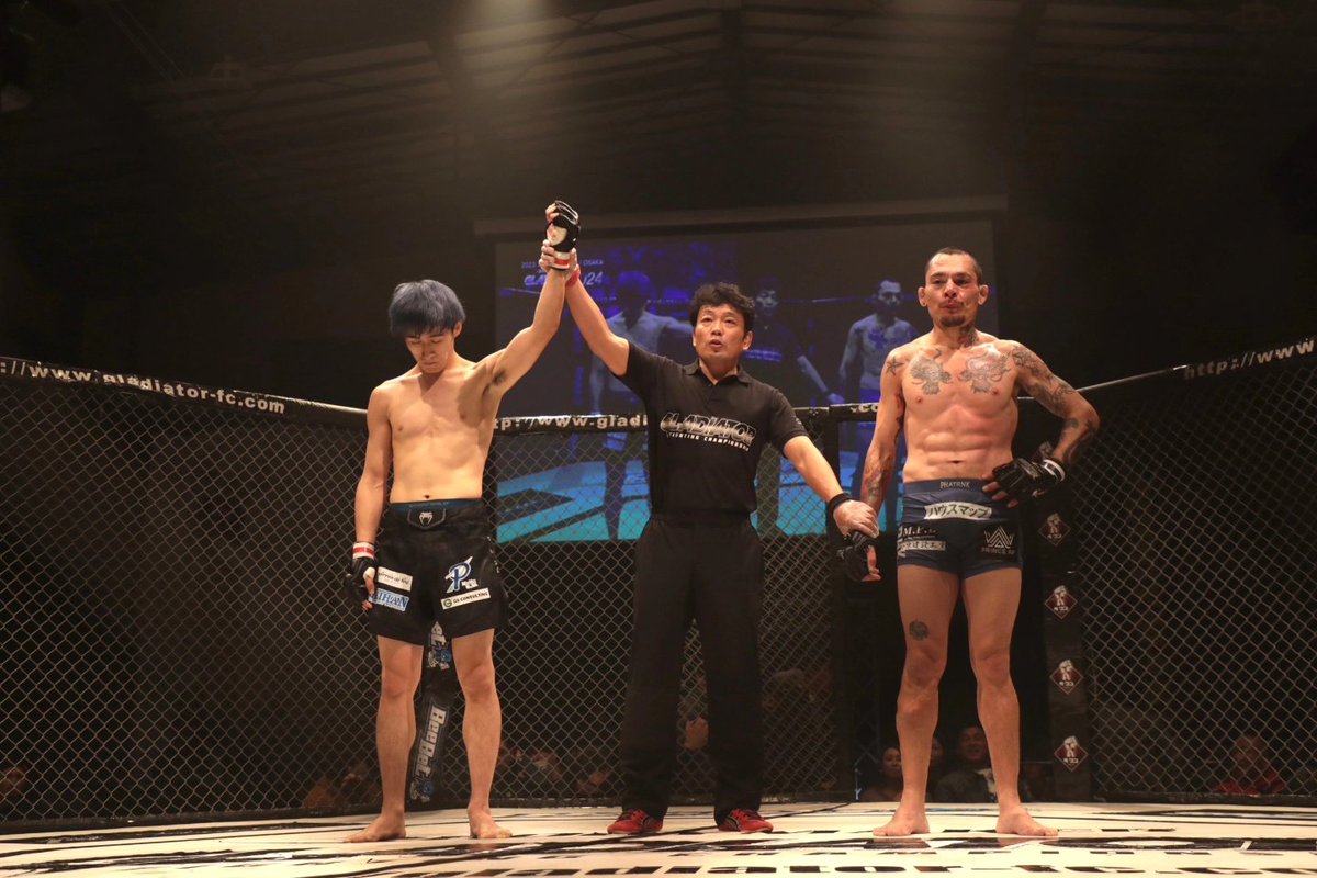 GLADIATOR_MMA_'s tweet photo. 2023 12/9  sat　
BODYMAKERpresents　
『GLADIATOR 024』

第4試合
◆GLADIATORバンタム5分2R
◯吉田開威（朋武館）
vs
✕フェルナンド（SMOKER GYM）
判定3-0

#GLADIATOR
#BODYMAKER
#beebet
#THE1TV
#ボディメーカー
#グラジエーター https://t.co/UUU5qp1Dee