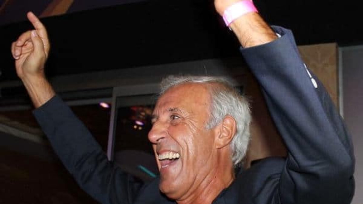 Hai colorato con i tuoi commenti la mia infanzia ed adolescenza. Hai descritto un calcio d'altri tempi, facendomi amare ancora di più la nostra Roma. Ciao voce gentile #AlbertoMandolesi