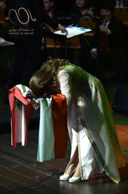 تحية للوطنية #ماجدة_الرومي يلّي وين ما تكون حاملة #لبنان بقلبها،
وكل الإحترام ل #الامارات_العربية_المتحدة يلّي حاضنة بقلبها كل اللبنانيين