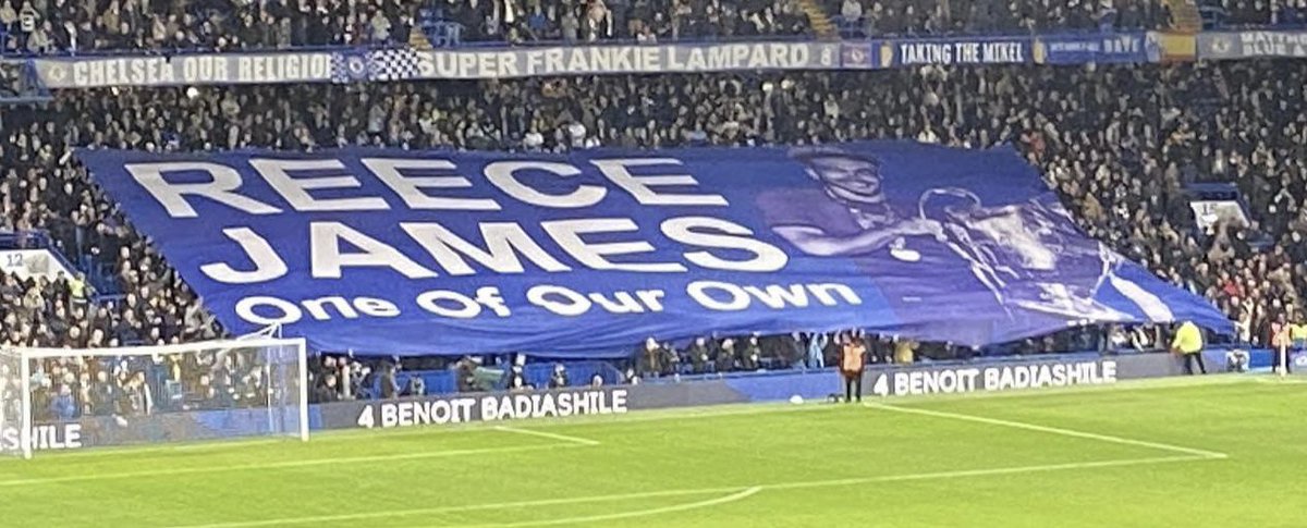 onlyapound's tweet photo. @RD_CFC96 @WeAre_TheShed @TheChelseaTalk * Just added @RD_CFC96 to the ABSOLUTELY CLUELESS list

He can, of course, redeem himself by starting a collection for a banner for the absolutely fantastic N’Golo Kanté himself but, tbh, that happening is extremely doubtful  

#TenAPenny https://t.co/mROjdeKfHh