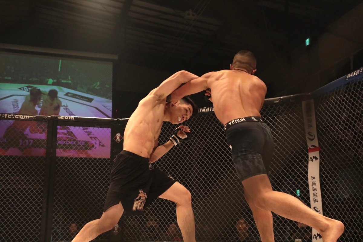 GLADIATOR_MMA_'s tweet photo. 2023 12/9  sat　
BODYMAKERpresents　
『GLADIATOR 024』

第7試合
◆GLADIATORフライ級5分2R
✕澤田政輝（矢田道場）
vs
◯イ・スンチョル（DK GYM） 
1R 3:46 KO

#GLADIATOR
#BODYMAKER
#beebet
#THE1TV
#ボディメーカー
#グラジエーター https://t.co/EgUwvZP2p8