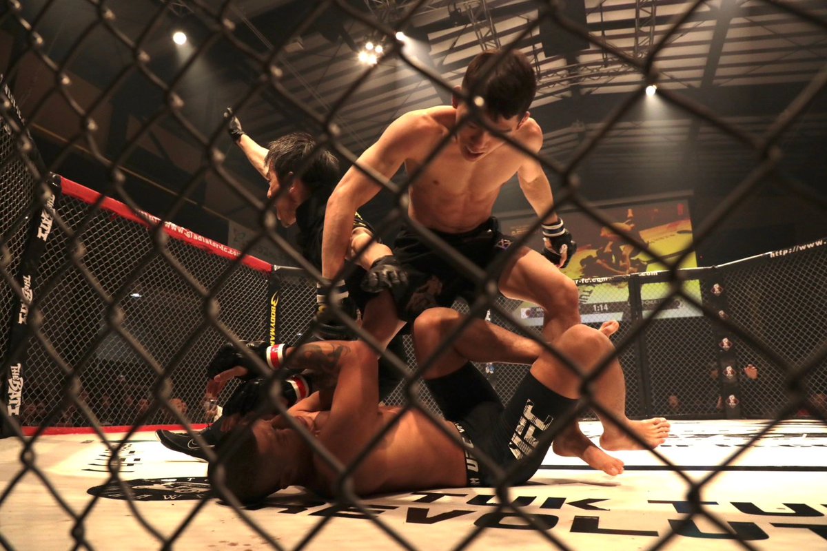 GLADIATOR_MMA_'s tweet photo. 2023 12/9  sat　
BODYMAKERpresents　
『GLADIATOR 024』

第7試合
◆GLADIATORフライ級5分2R
✕澤田政輝（矢田道場）
vs
◯イ・スンチョル（DK GYM） 
1R 3:46 KO

#GLADIATOR
#BODYMAKER
#beebet
#THE1TV
#ボディメーカー
#グラジエーター https://t.co/EgUwvZP2p8