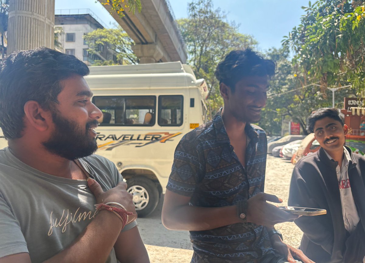 JustAnkurBagchi's tweet photo. These goons are collaborating with the @BlrCityPolice traffic cops to run a vehicle towing scam.

The cops pick up bikes on the street, and instead of taking it to the police station, they bring it here.

And these guys then charge a hefty "parking fees". They asked me for ₹700. https://t.co/YiAAyHBzWB