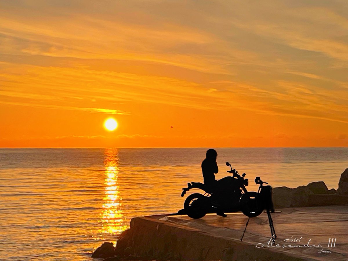 Epic. 

#epic #epique #badtothebone #cotedazurfrance #biker #bikerlife #cannes #cannessoleil #cannes2024 #sunrise