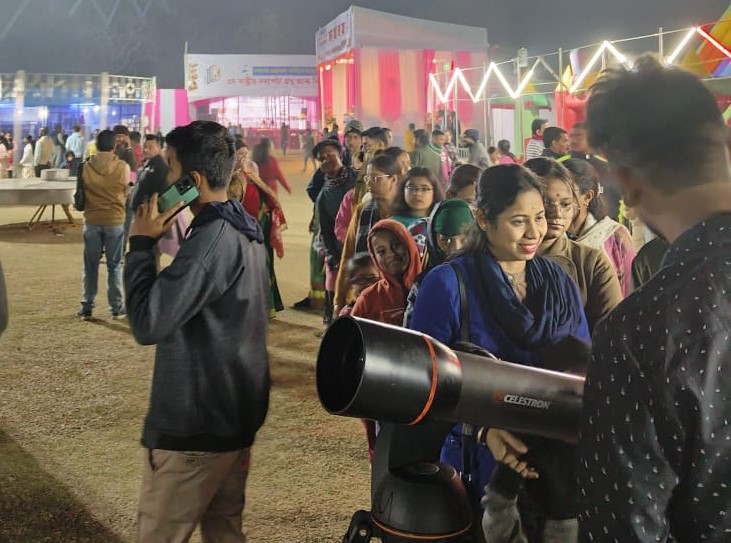 ncsmgoi's tweet image. #ScienceDemonstrationLecture, #SkyObservationProgramme and #MobileScienceExhibition was conducted by @RSCGuwahati, a unit of @ncsmgoi, @MinOfCultureGoI, at the #ScienceFair and #BookFair, organized by Madhab Choudhury College - M.C College, #Barpeta, #Assam.