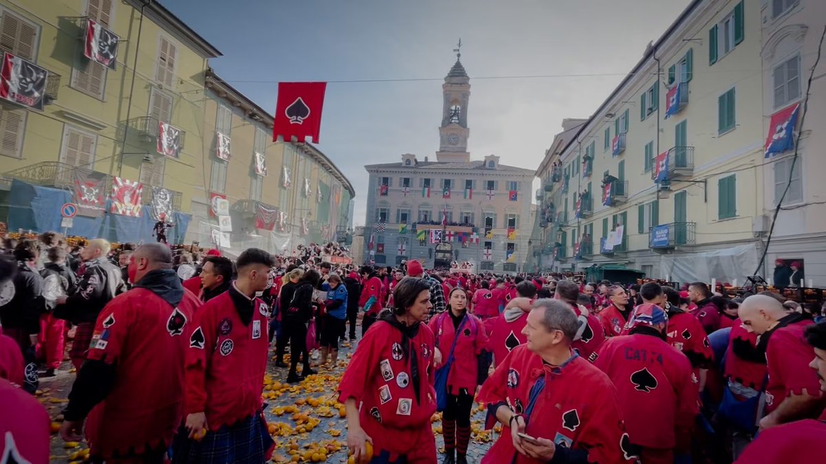 sergionebg's tweet photo. Buongiorno #Amici #Twitterini un saluto a tutti Voi da #Ivrea https://t.co/9jLnsGXmR0
