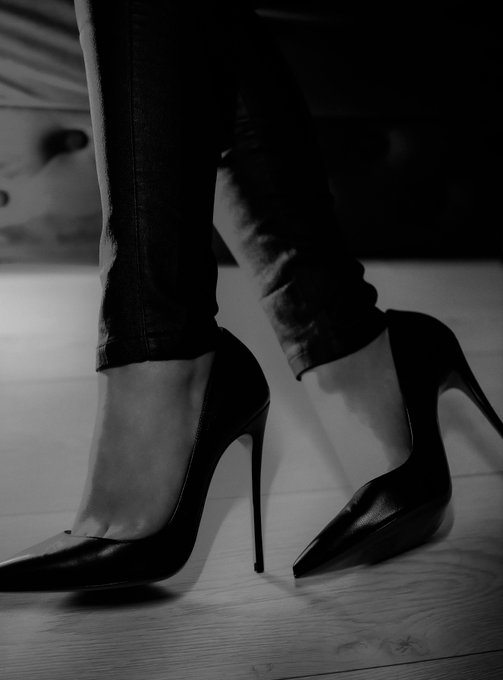 The world of sensual exploration is a realm of limitless pleasures! Show that to Me! https://t.co/6j<a href="/tag/submissive"class="tags"><span>#submissive</span></a>