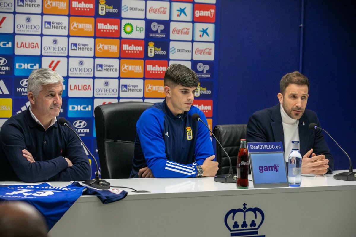 🎙️ Agustín Lleida: “There was a meal and we were invited by @rfef. We haven't received any offers and we have nothing to do with the Asturias 2030 World Cup bid”.

📺 youtube.com/watch?v=Xiq2Pj…

#RealOviedo
#ProudOfYou 🔵⚪️