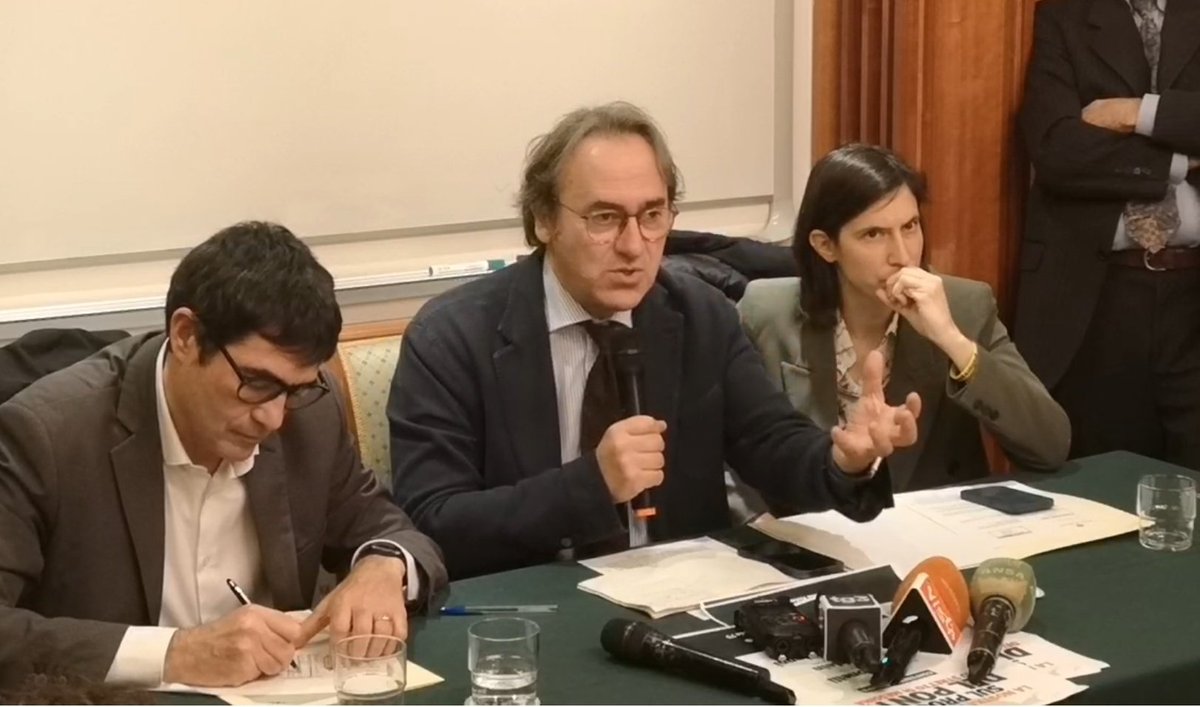 europaverde_it's tweet image. Il governo e la società #Pontesullostretto non hanno reso pubblici documenti fondamentali per capire l&apos;entità del progetto. La relazione è stata negata ai parlamentari, adducendo che sono riservati e segreti, eppure impegnano lo stato per 14,6 mld. @AngeloBonelli1 #AVS