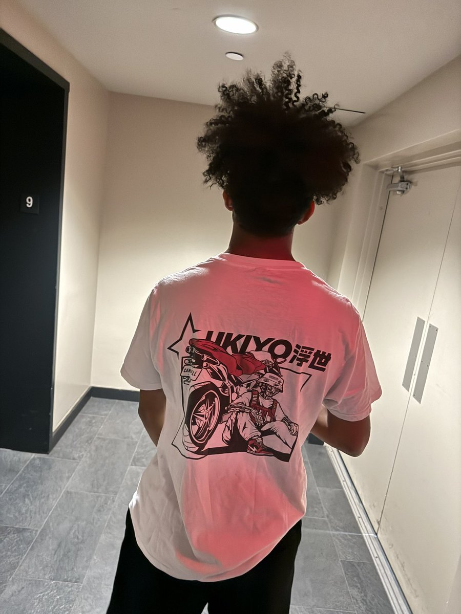 Ukiyo ⚡️ tweet media