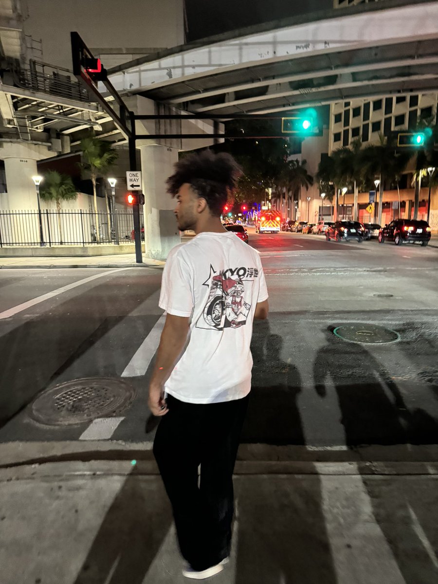 Ukiyo ⚡️ tweet media