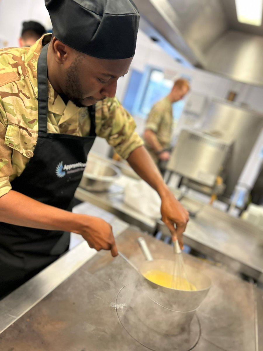 BritishArmyXtra's tweet photo. 🥞 Happy Shrove Tuesday, everyone!
Are you flipping your way through the day with some delicious pancakes?
Share your creations with us by commenting below! Let's see those flips! 🥞
#ShroveTuesday #PancakeDay #FlippingFun https://t.co/5YI4LDYGtN
