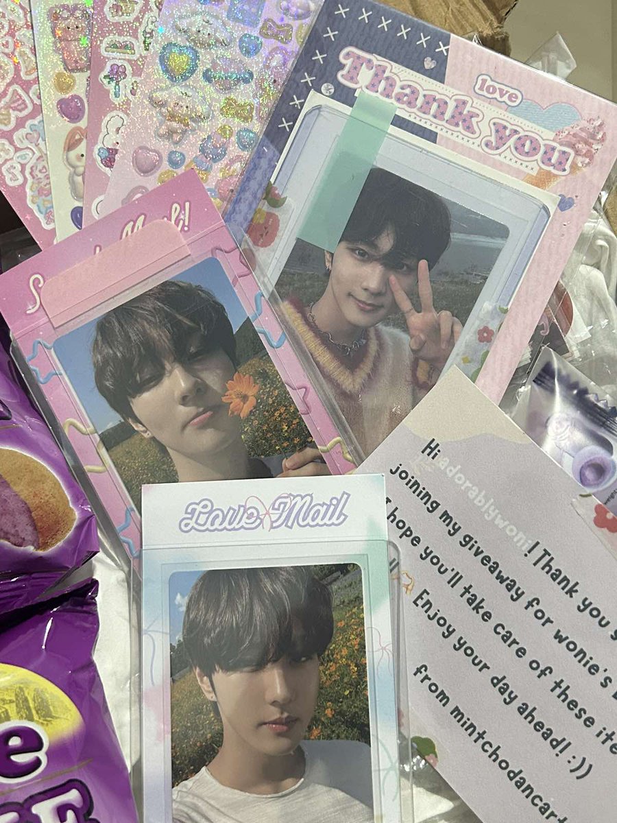 ₊˚⊹ @mintchodancart i received the prices from this won birthday giveaway, thank u so much po! this is my first time and i'm still kinikilig huhu everything is so pretty. i promise to take care of these, thank u so much again po!! lovelots <33