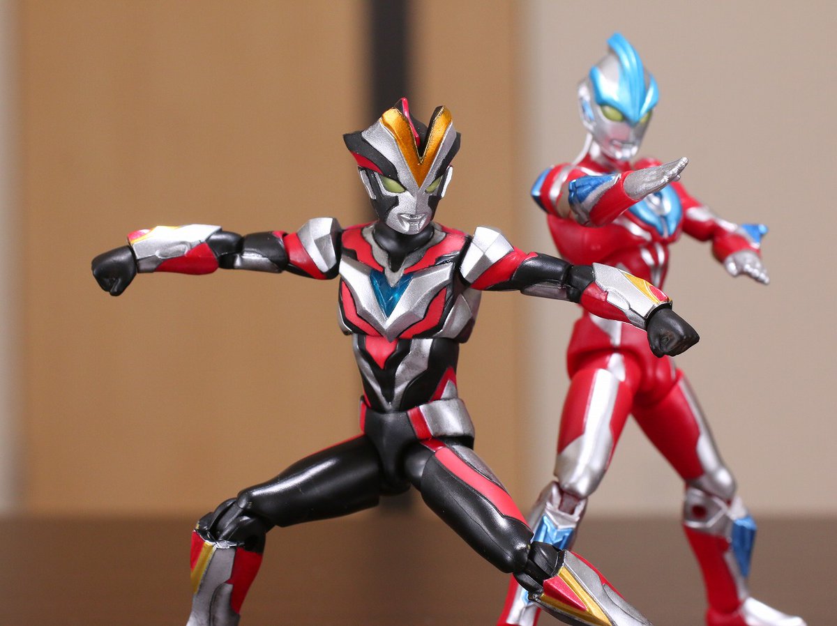 【リペイント品】超動αウルトラマン　ビクトリーナイト　ウルトラマンビクトリー 超動α ウルトラマンビクトリー 塗り分けはそんなに難しくはないけど