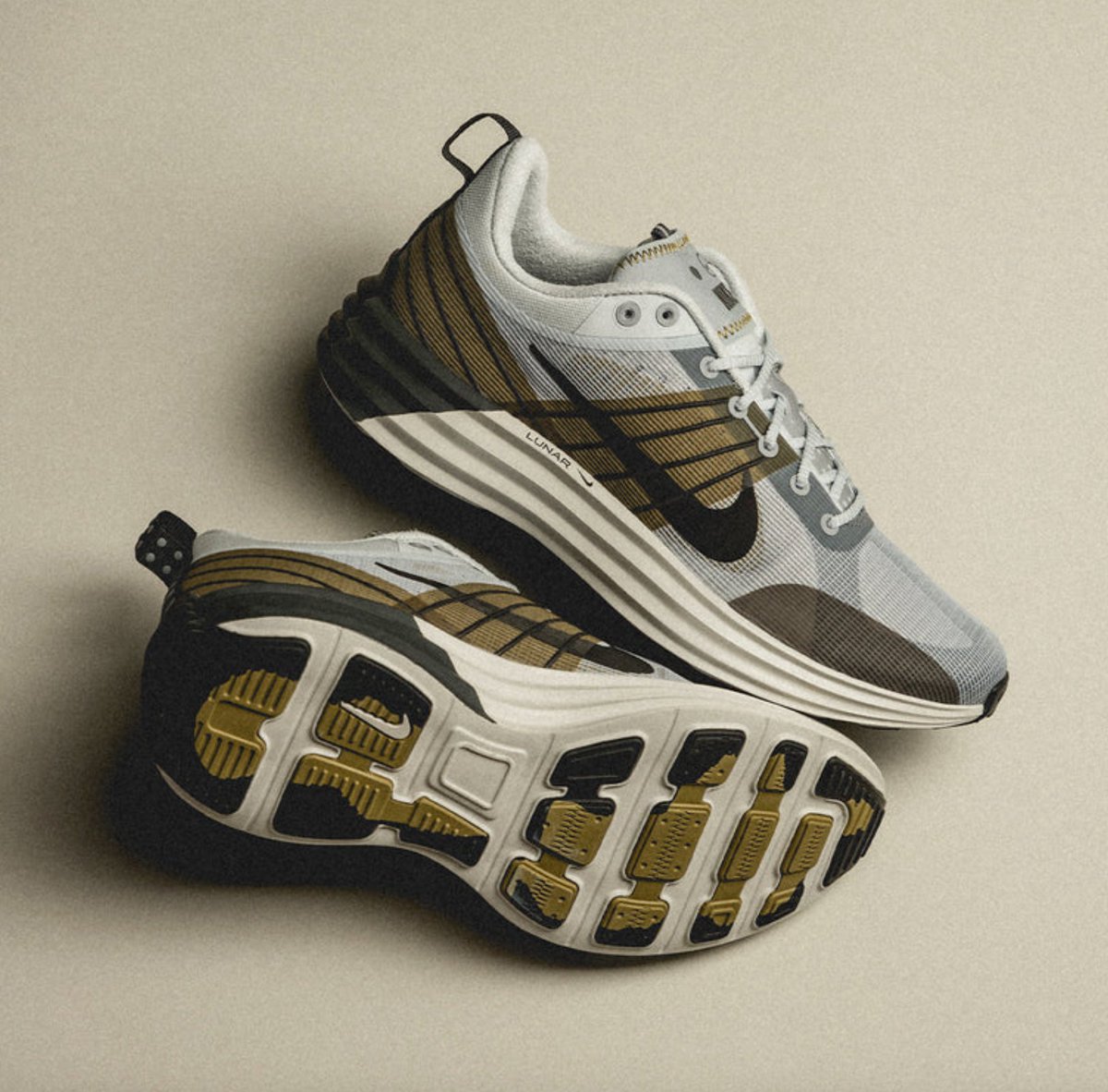 nike zoom fly sp desert moss