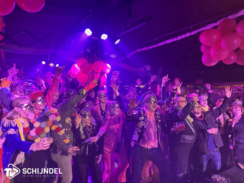 FOTOBOEK: Rosenmontag in Schorsbos >>> tvschijndel.nl/carnaval/23076… #schorsbos #schijndel #tvschijndel #meierijstad