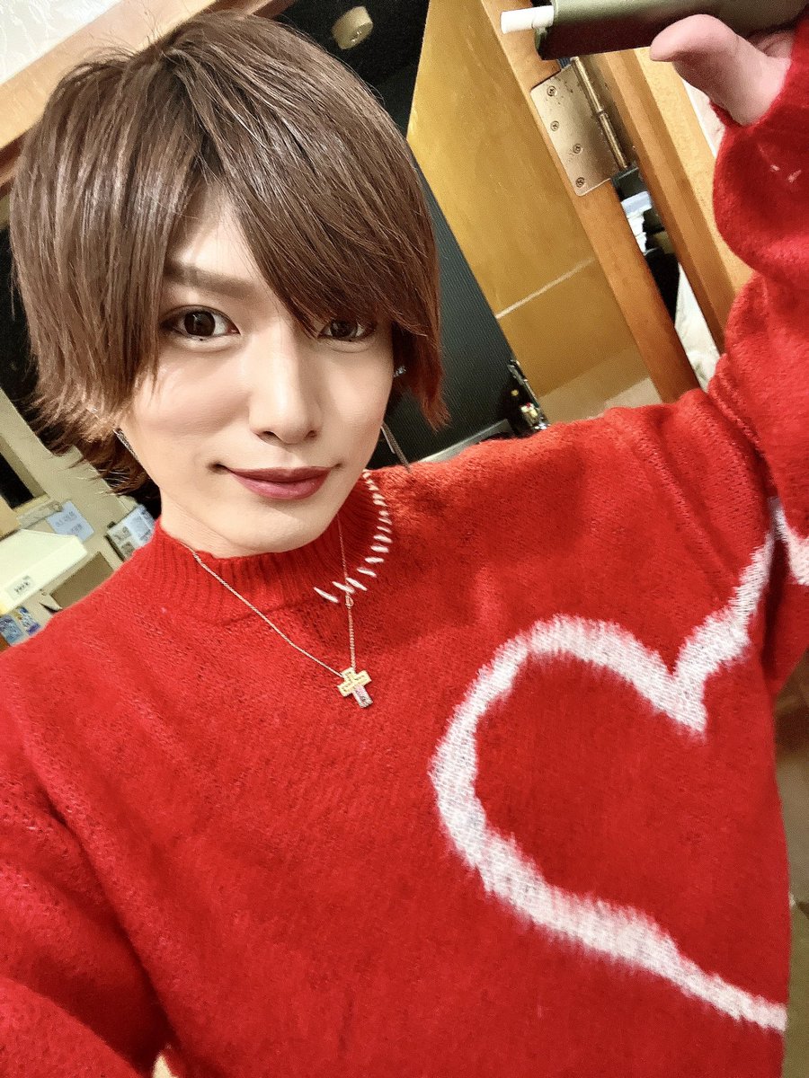 a2_nagisa's tweet photo. 今日はバレンタイン💘EVだよ🍫

#中洲
#中洲ホスト
#ホスト
#イケメン
#puregroup
#ピュアグループ https://t.co/VrgLxnhrVR