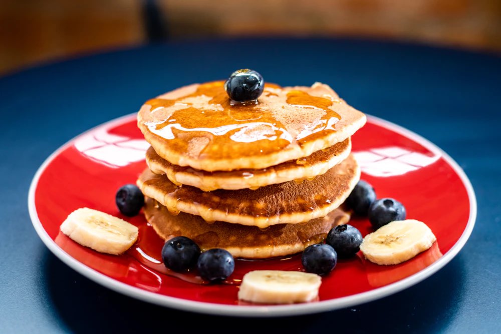 PrincesTV's tweet image. Happy Pancake Day!
 
Whether it’s a traditional Crepe style pancake with lemon &amp;amp; sugar or an American style pancake with all the trimmings, this is the perfect day to treat your taste buds. 

Make the perfect pancakes with @boschhome PerfectFry - you’ll ‘flipping’ love them!