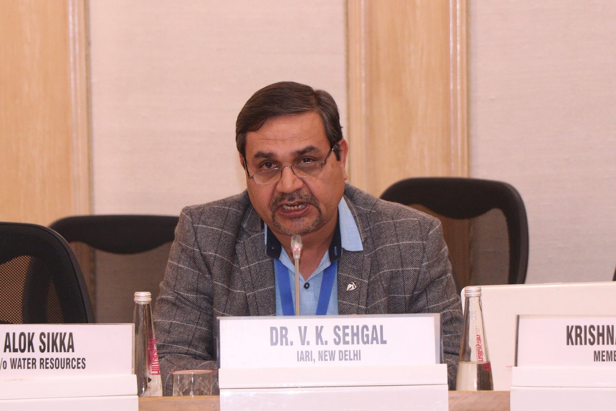 ndmaindia's tweet photo. Dr V K Sehgal, @ICAR - Indian Agricultural Research Institute, New Delhi, during the session, presented insights related to the Impact and Risk Mitigation of Extreme Heat on #Agriculture at the 'National Workshop on Heat Wave 2024. 
#HeatwavePreparedness
#HeatwaveMitigation https://t.co/G81UxMRpkq