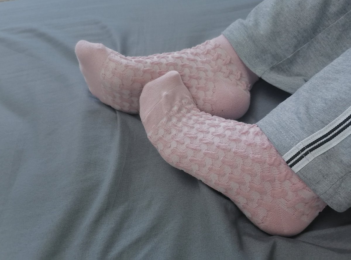 pxftxq's tweet photo. #足 #足フェチ #feetpics https://t.co/dMrUENBCGS