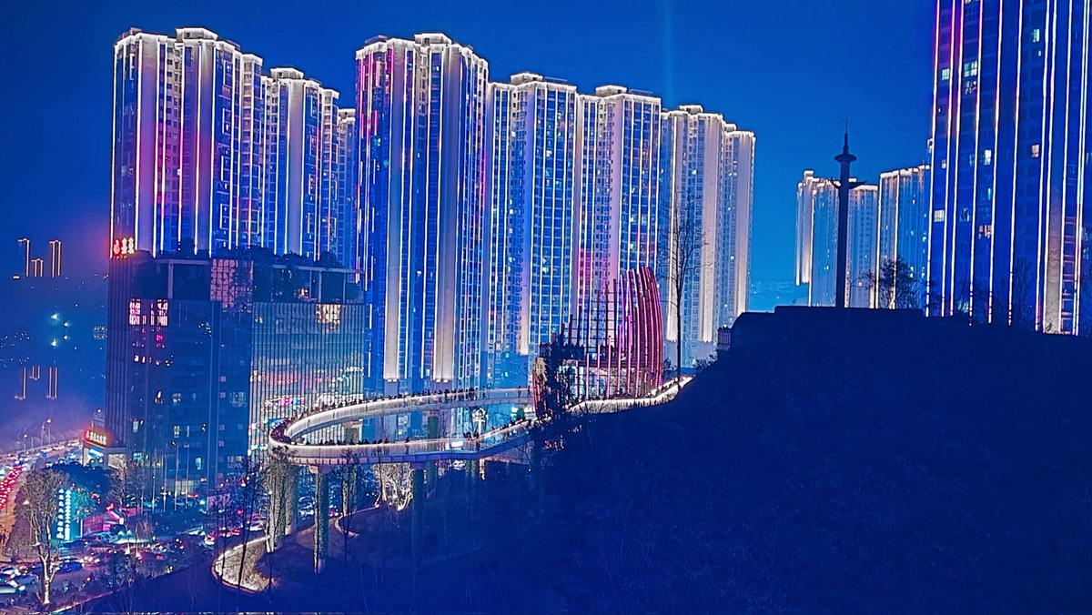 foxy114477's tweet photo. #Cyberpunk2077PhotoMode #Cyberpunk2077 #photo    up-to-the-minute map https://t.co/rprUb8Da95