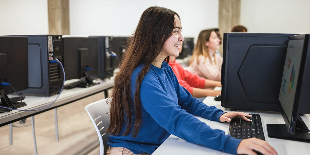 🧑‍🎓Desde el 1 de enero, las prácticas formativas, remuneradas o no, implican la inclusión de los alumnos en la #SeguridadSocial

👉 Una medida que supone más protección ahora y  empezar a generar derechos para el futuro

🔎Consulta nuestra guía: revista.seg-social.es/-/guia-pregunt…