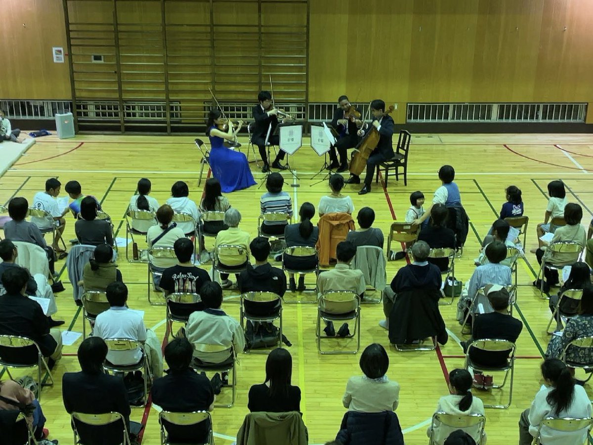 父島(2/9)と母島(2/10)に、#都響 メンバーによる弦楽四重奏をお届けしました🎻小笠原諸島は、竹芝から船に乗り片道24時間かけて行く島で、コロナ禍を経て約2年ぶりの公演です🎼