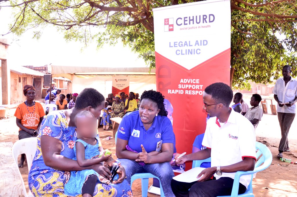 cehurduganda's tweet photo. CEHURD, under the #JASProgramme, has partnered with @gloforduganda to conduct legal aid clinics in Lira district as part of its efforts to increase access to justice. Today, we are in Ogur sub-county, Corner - Ogur village.
The mobile legal aid clinics aim to provide free legal aid services for health-related violations, offer legal empowerment and disseminate health and human rights information within communities.ย
#JASProgramme
#CEHURDLegalAid