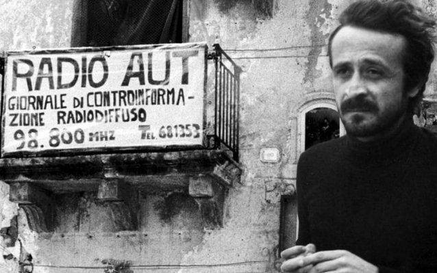 'La mafia uccide il silenzio pure' Peppino Impastato #13febbraio #giornatamondialedellaradio #ProfumoDiVersi L'importanza della radio in Italia e nel mondo.