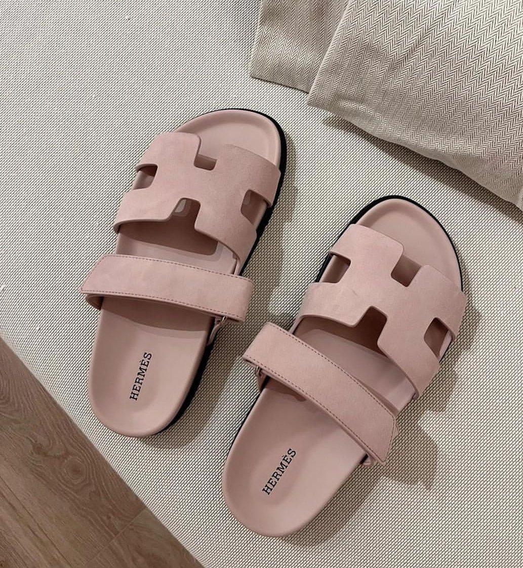 Get these babies at only k350 from size 37-42 Super comfy! kindly retweet