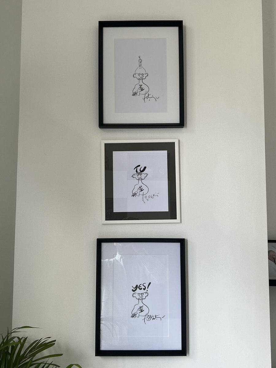 Just added two more NFTs to my gallery! Couldn't let my <a href="/EuMalaele/">Eu, Mălăele</a>'s artist caricature hang all alone. 
Now it's a party on my wall! 🎉 #NFT #DigitalArt #GalleryFun