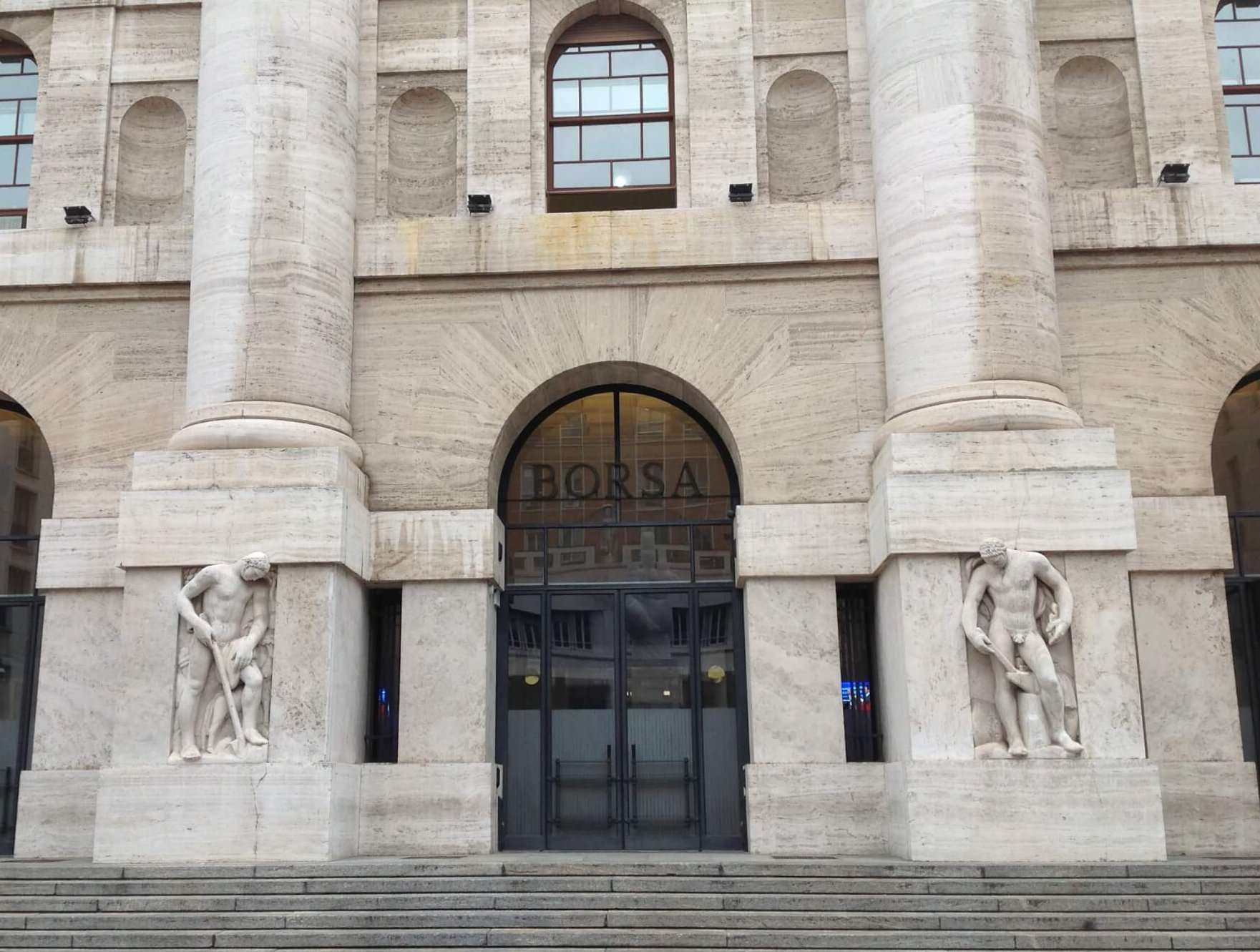 Borse europee apertura sale