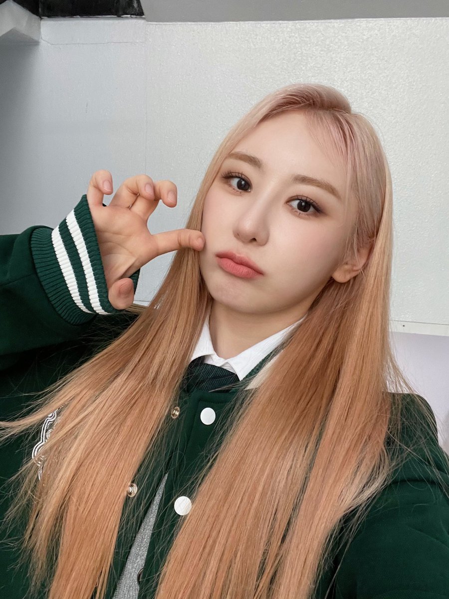 𝐛ad𝕥z ★ ℕeeko tweet media