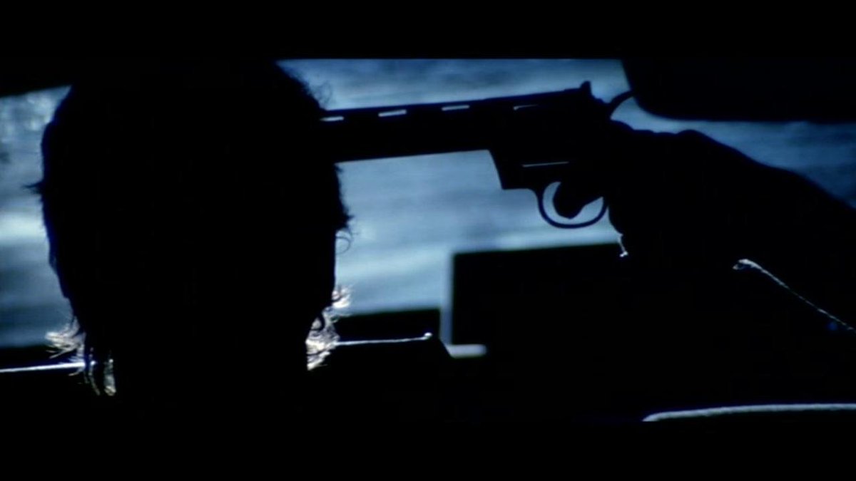MimeOsen's tweet photo. La violence appelle la violence, l'eau ça mouille, des principes évidents mais adaptés par Tsui Hark avec beaucoup d'intelligence et de cinéma dans son 3ème long-métrage, L'enfer des armes, où les rixes se terminent en une folie destructrice. A voir en salle si possible ! https://t.co/RDYahXy07w