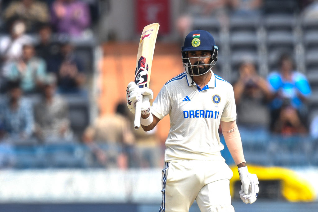 Cricket_TS's tweet photo. 🚨 𝐍𝐄𝐖 𝐏𝐎𝐃𝐂𝐀𝐒𝐓 🚨

🎙️ @NeilManthorp &amp; @Harmy611 bring you:

🔘 Paying tribute to Stokes ahead of his 100th Test
🔘 @chetannarula on #TeamIndia's dilemmas
🔘 Durham's Ollie Robinson joins us!
🔘 Hear from Rehan Ahmed
➕ More!

📱 Listen 👉 https://t.co/2oRDtCodni https://t.co/dz6nkLYBQe