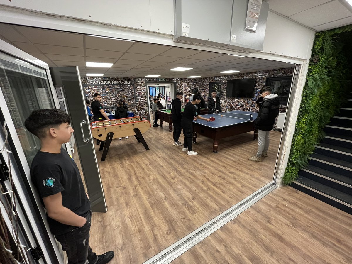 CATCHLeeds's tweet photo. How do we create ‘flow’ during youth sessions and events between rooms… we chop out a section of wall and fit bi-folding doors kindly donated by @MorleyGlassGlaz and fitted by #SutcliffeWindows - as always another example of how businesses can work in communities! #GivingBack https://t.co/HcO8O6EX8L